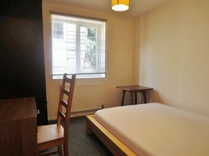 Bedroom- click for photo gallery